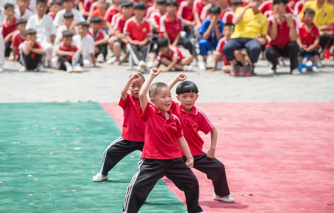 把孩子送到少林学校好吗