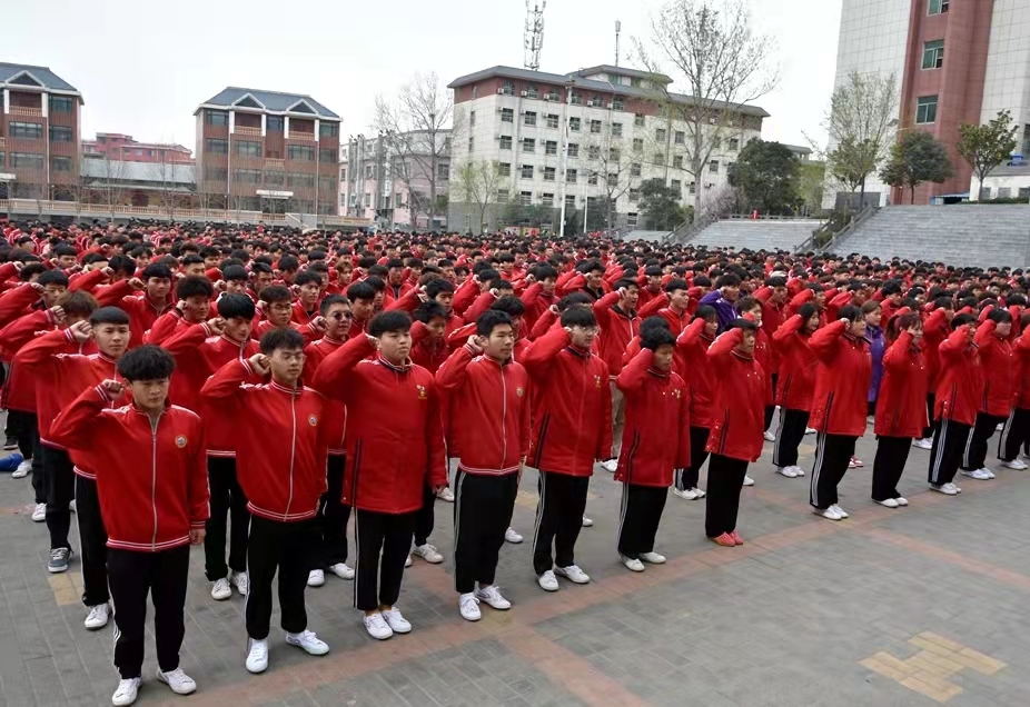 河南登封嵩山少林武校怎么样？武校是正规的吗？