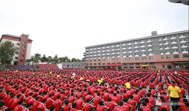 河南嵩山少林文武学校