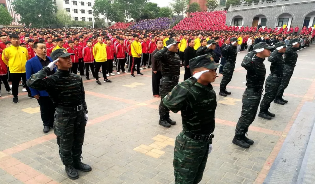 河南嵩山少林学校