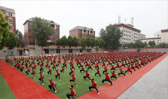 少林武术学校报名年龄怎么要求？几岁的小孩学武比较好？