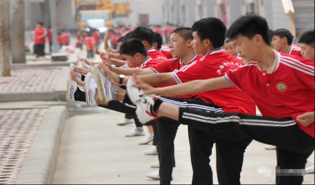 去少林寺武术学校报名习武好吗啊？习武有前途吗？