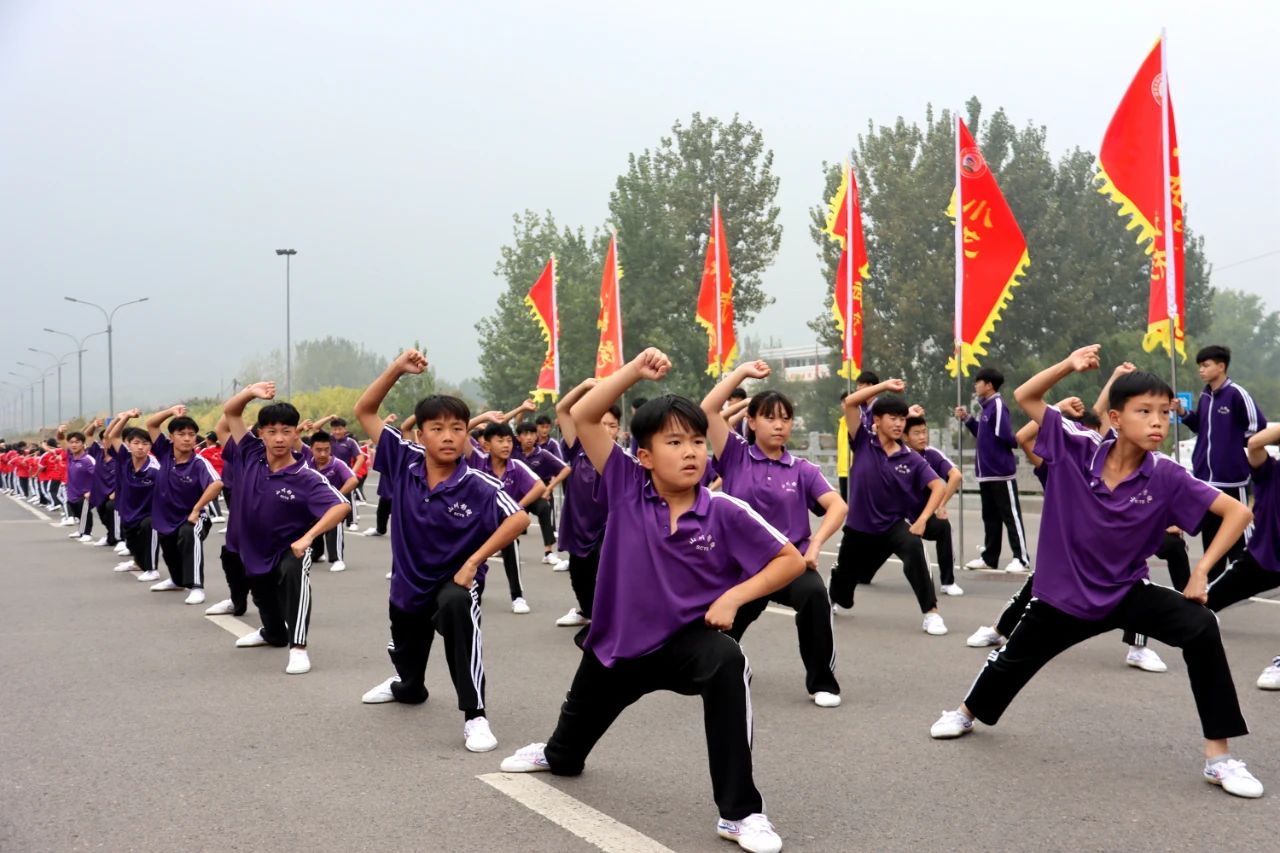 嵩山少林寺招生条件一年学费多少钱