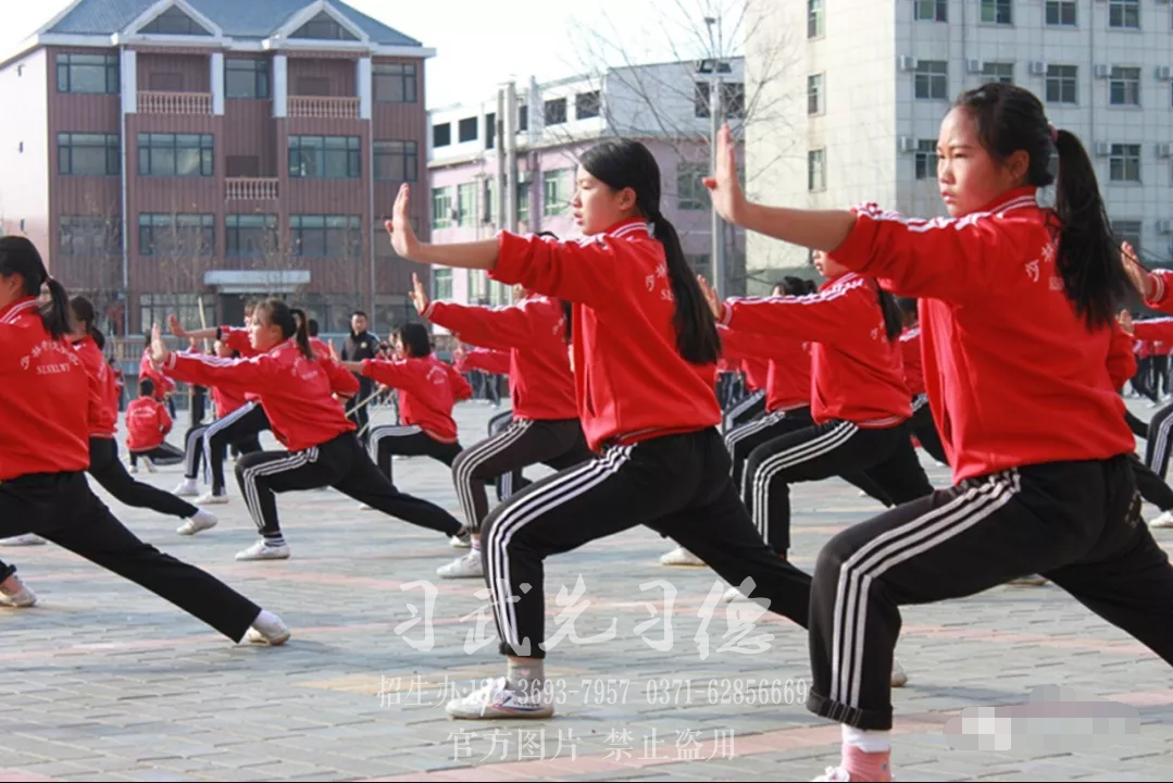 嵩山少林招收女生吗,女孩子去少林