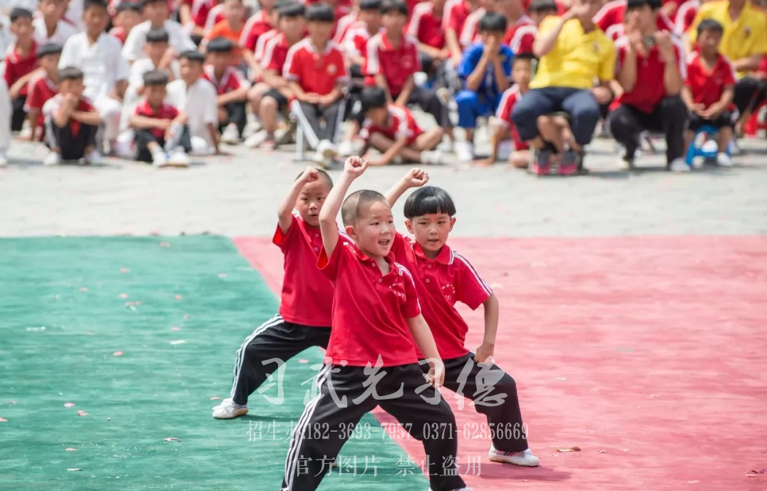 儿童学武术