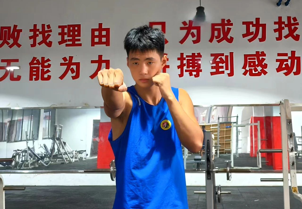 小龙武校