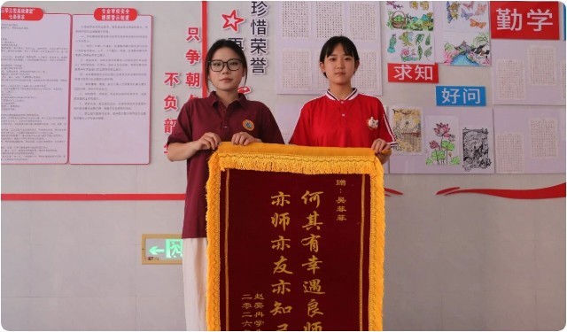 河南嵩山少林小龙武校